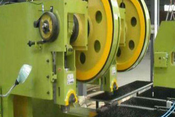 沈陽二手設(shè)備翻新噴漆哪種漆適合？市場調(diào)查結(jié)果揭曉